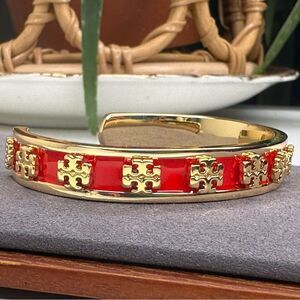 Tory Burch Red Enamel Cuff Bangle Bracelet Gold Logo Accents – Size 6.5 NWT